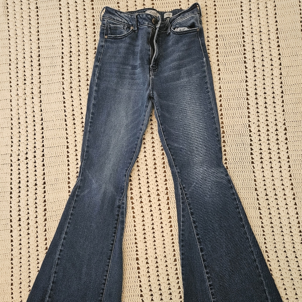 Kancan Ultra High Rise Super Flare, size 28